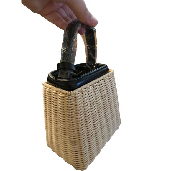 Loulu Handbag Purse Mini Wicker Handle Strap Crossbody Strap NWT - Picture 3 of 4